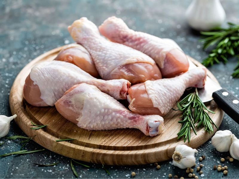 Thịt gà là nguồn dưỡng chất vitamin K2 dồi dào